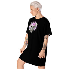 Schädel und Blumen -T-Shirt-Kleid