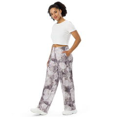 Violettes Blumenmuster -Hose mit weiten Beinen