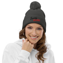 Bommel-Beanie mit Stickerei